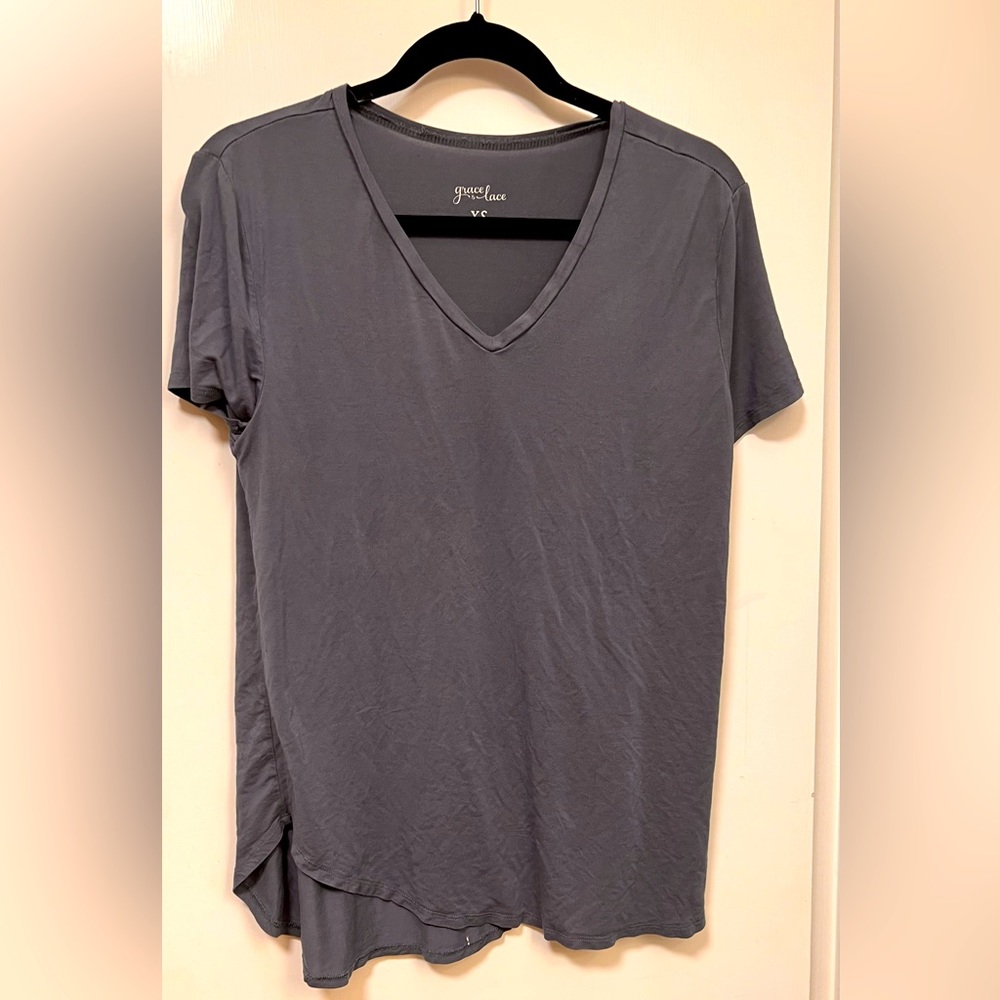 Grace & Lace tee